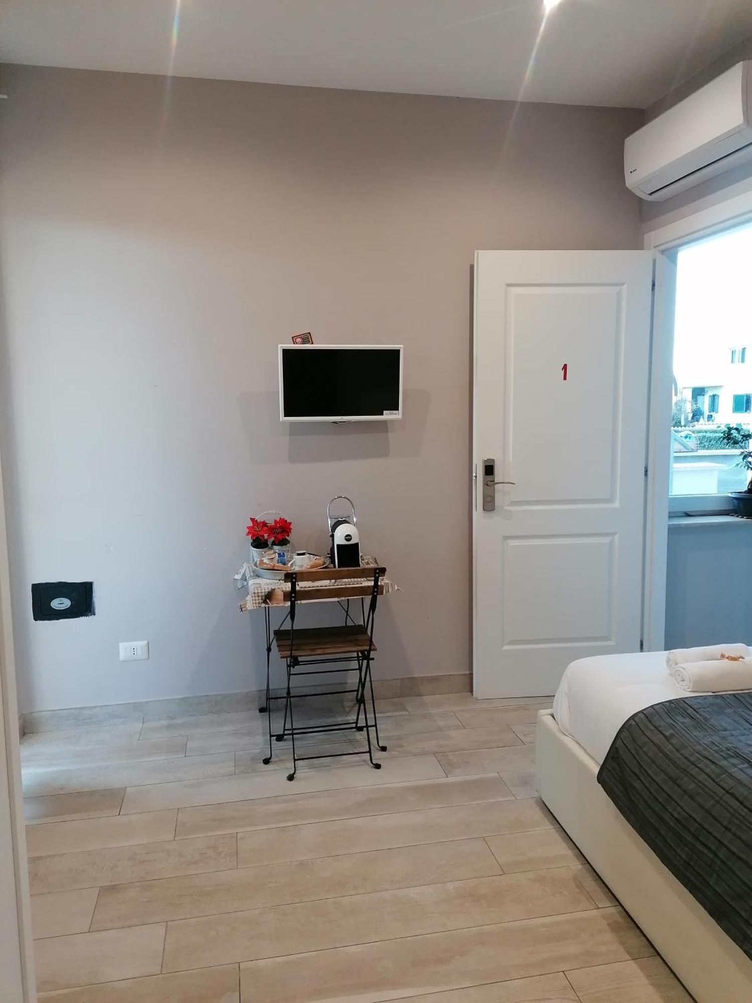 B&B Purple Italy Fiumicino Quarto foto