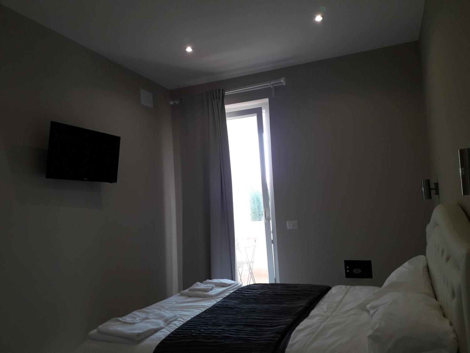 B&B Purple Italy Fiumicino Quarto foto